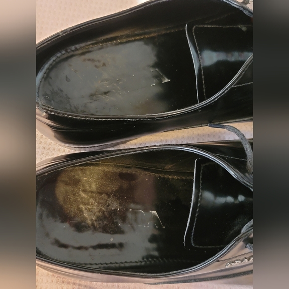 Prada Men Dressing Shoes - Picture 7 of 16